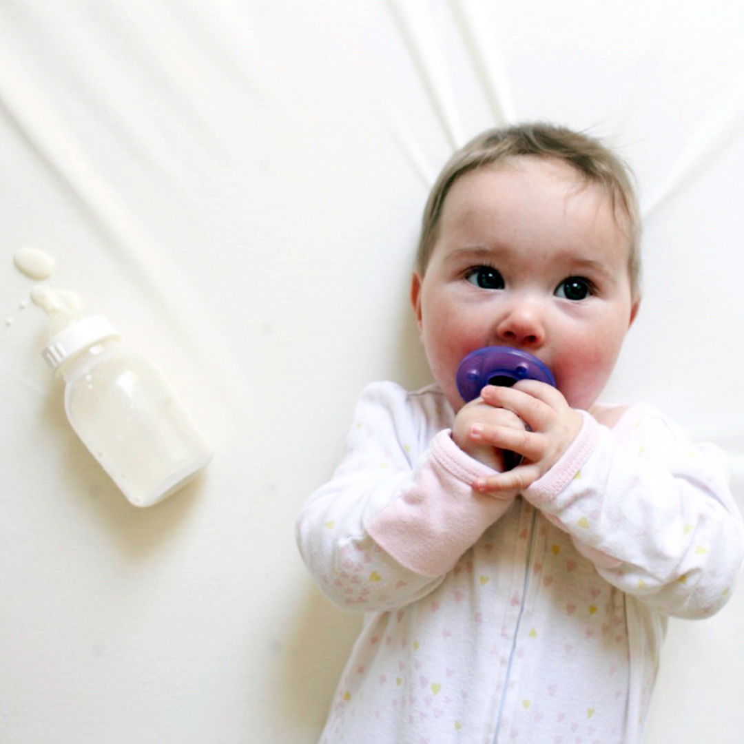 Crib Topper | (52x27x2)