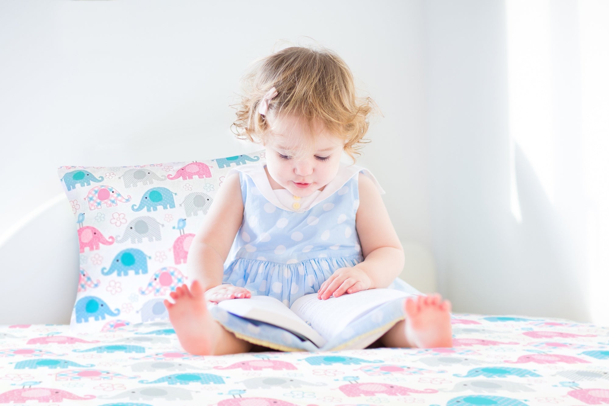 Crib Sheet + Toddler Pillowcase | Elephants